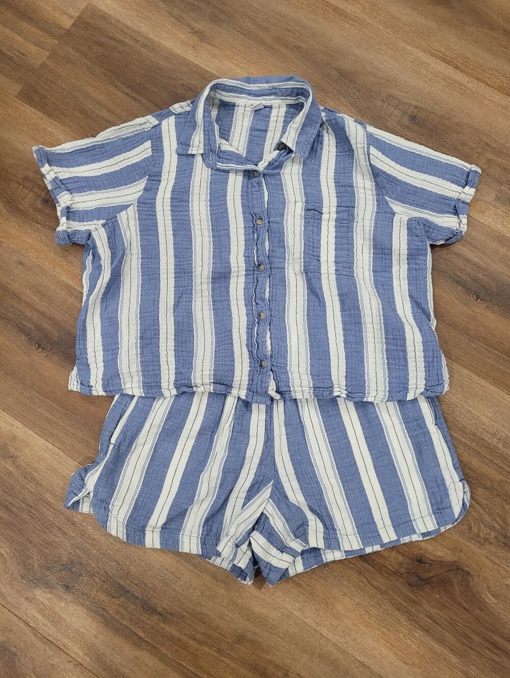 Old Navy Womens Crinkle Gauze Cotton Button Shirt (L) & Shorts (M) Matching Set